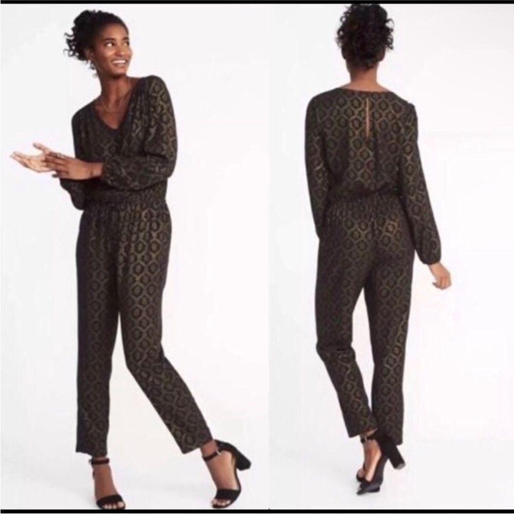 OLD NAVY | Black & Metallic Gold Print Long Sleeve Jumpsuit Women’s Size X-Large